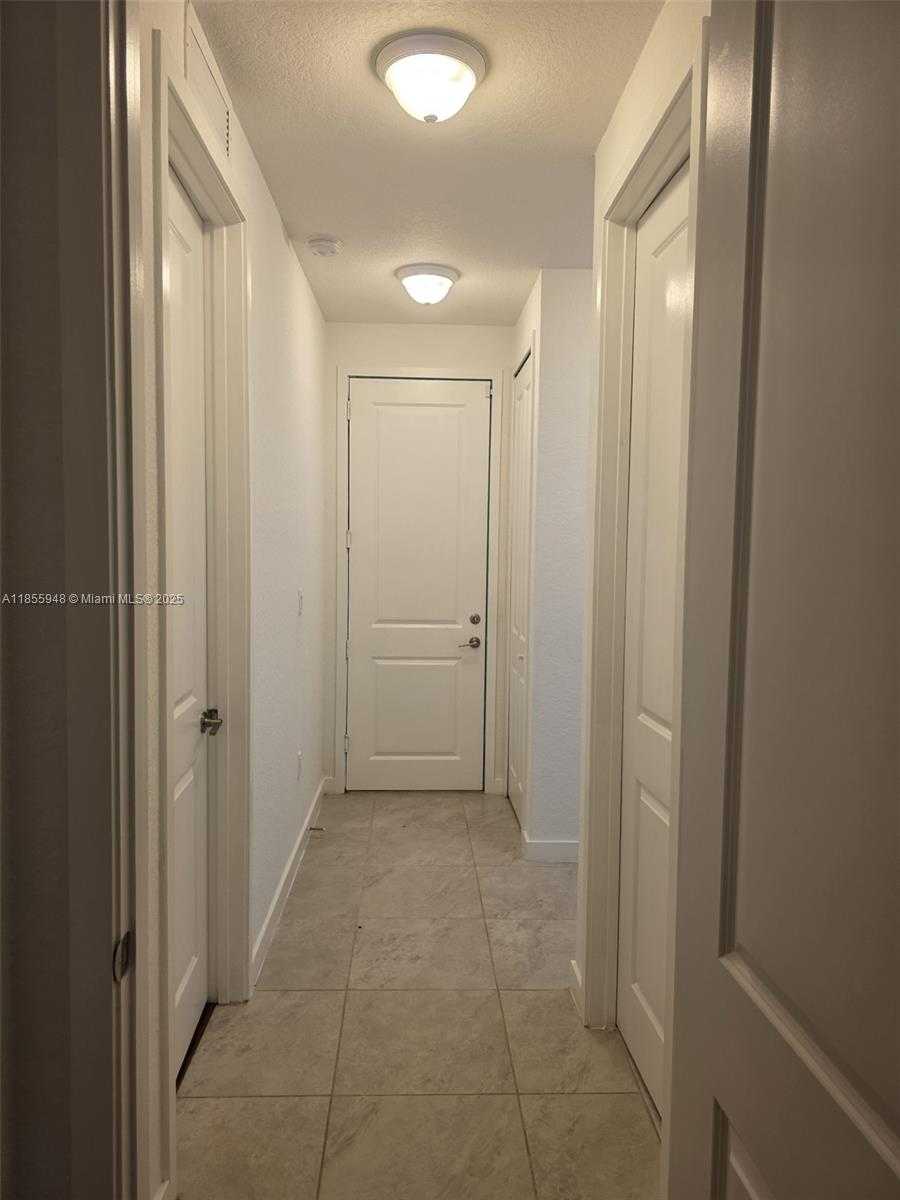 Small Image of 10965 SOUTH WEST 169TH TER, Miami Number 14