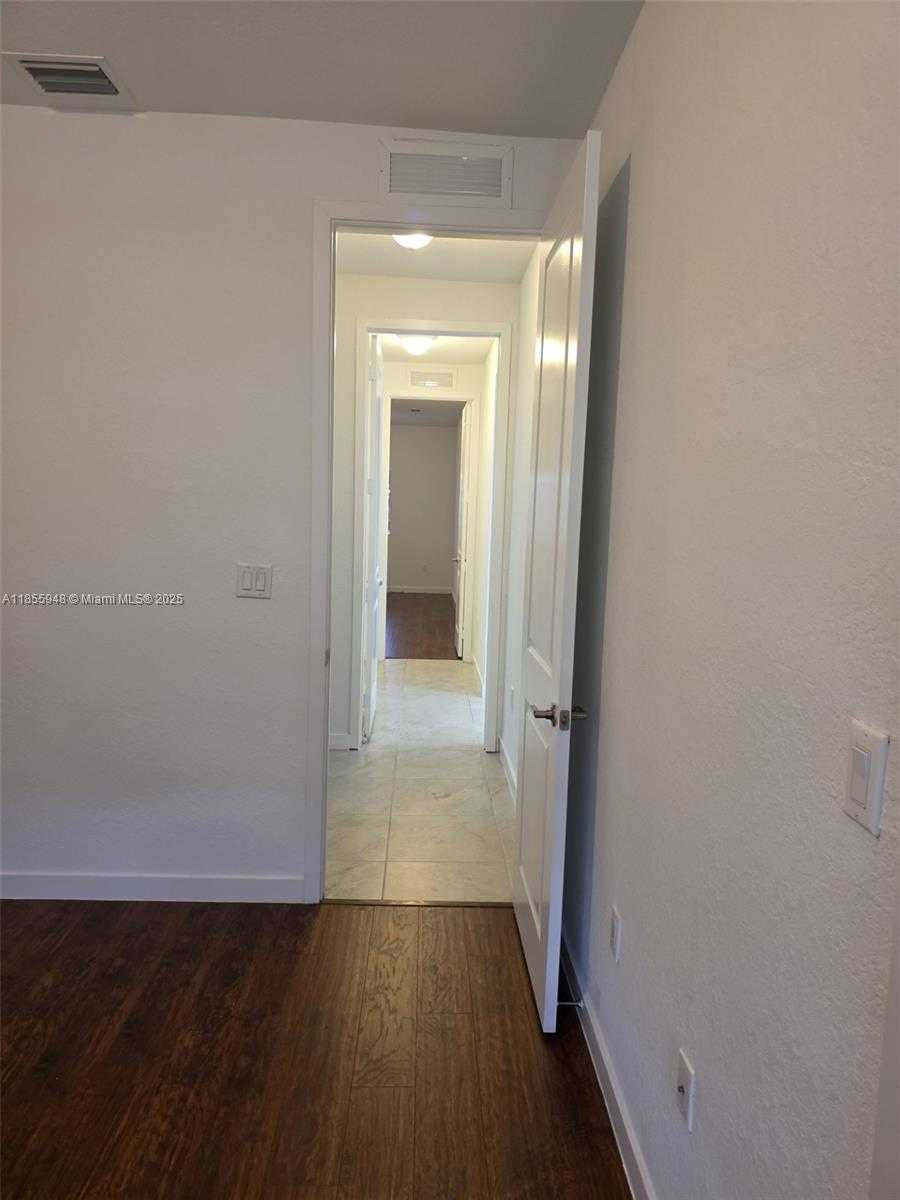 Small Image of 10965 SOUTH WEST 169TH TER, Miami Number 18