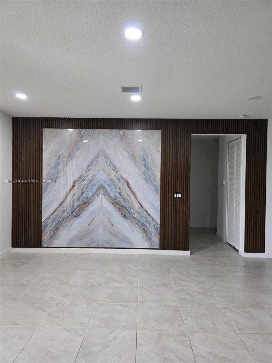 Small Image of 10965 SOUTH WEST 169TH TER, Miami Number 8