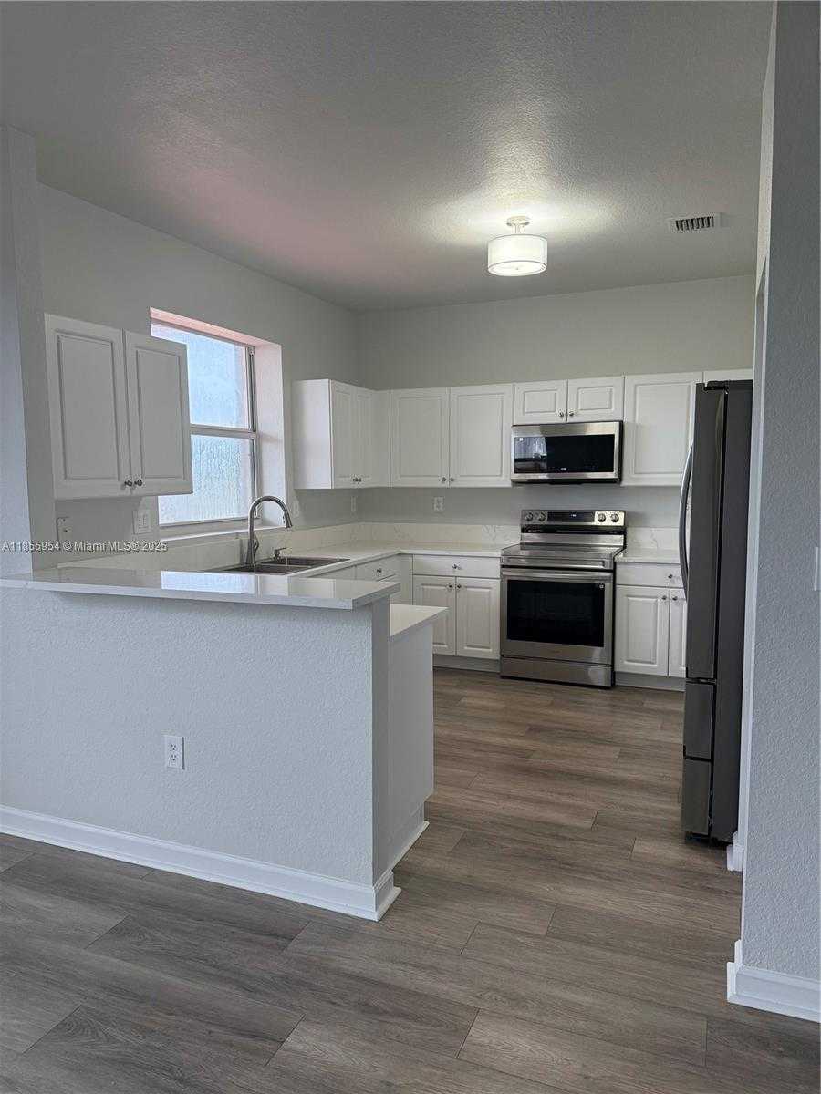 Small Image of 2479 NORTH EAST 4TH ST, Homestead Number 3