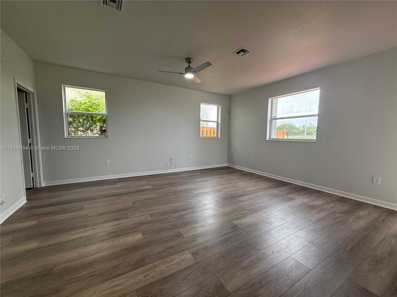 Small Image of 2479 NORTH EAST 4TH ST, Homestead Number 5