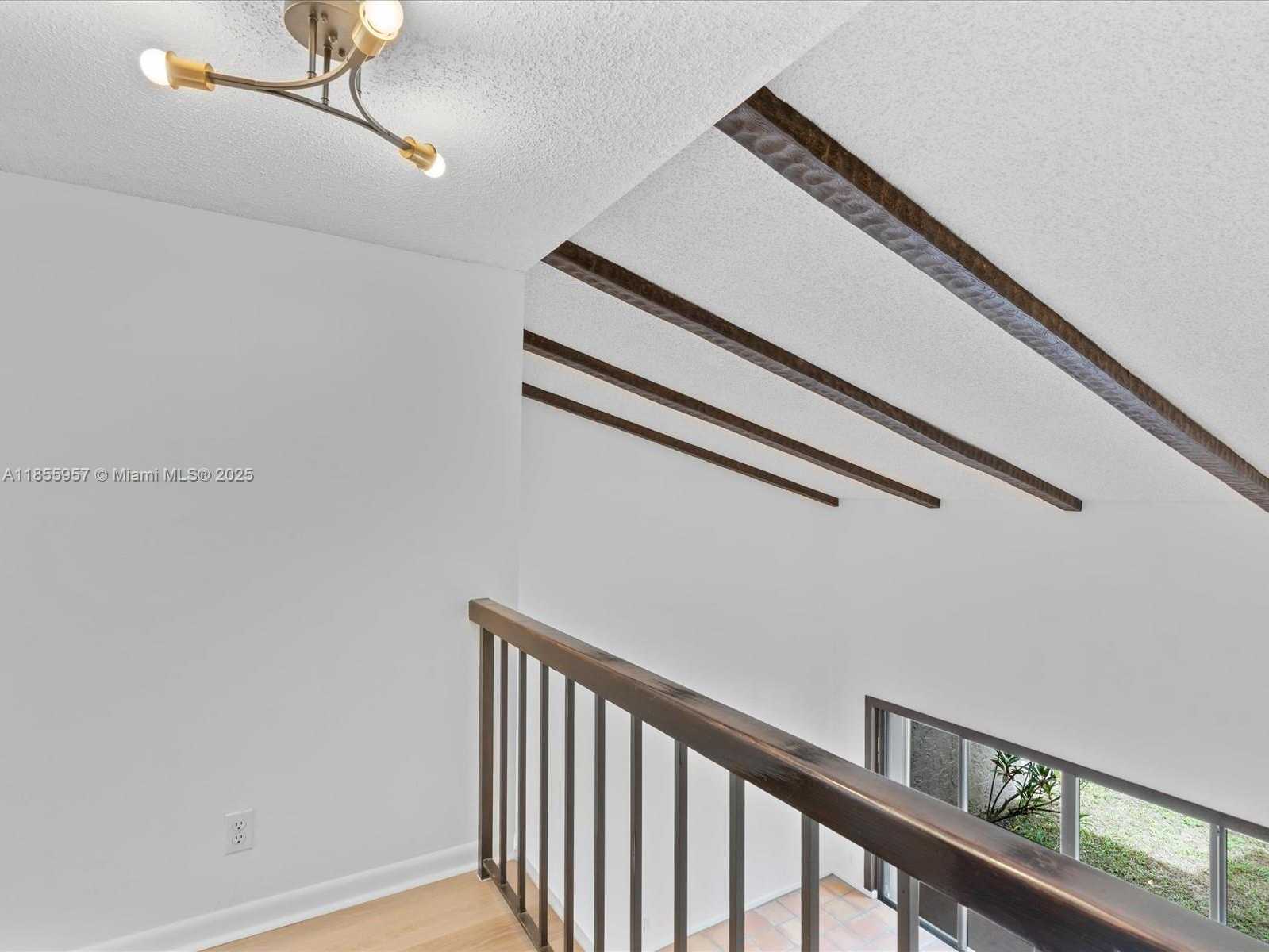 Small Image of 203 BONNIE BRAE WAY #34, Hollywood Number 22