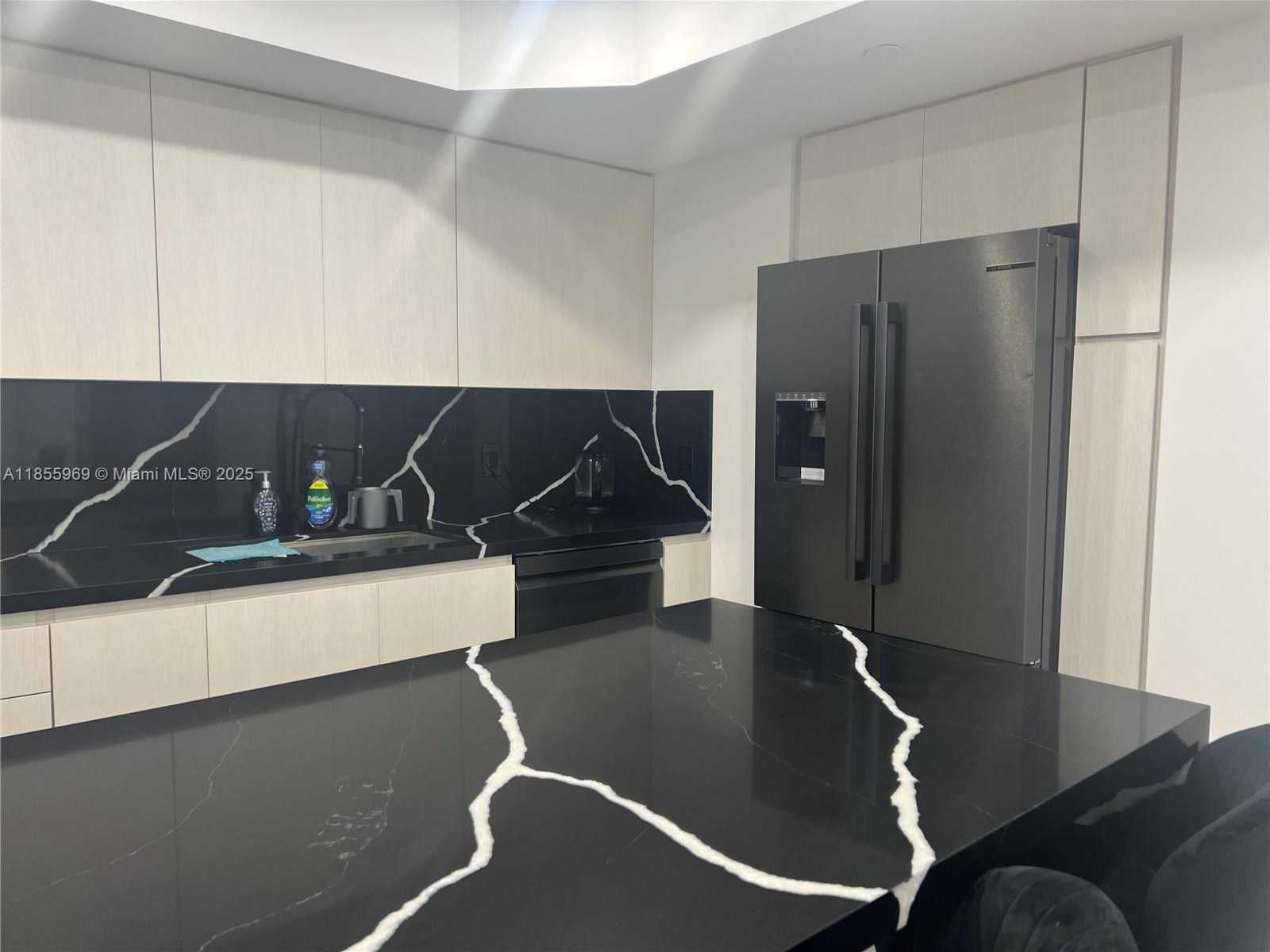 Small Image of 20191 EAST COUNTRY CLUB DR #1510, Aventura Number 10