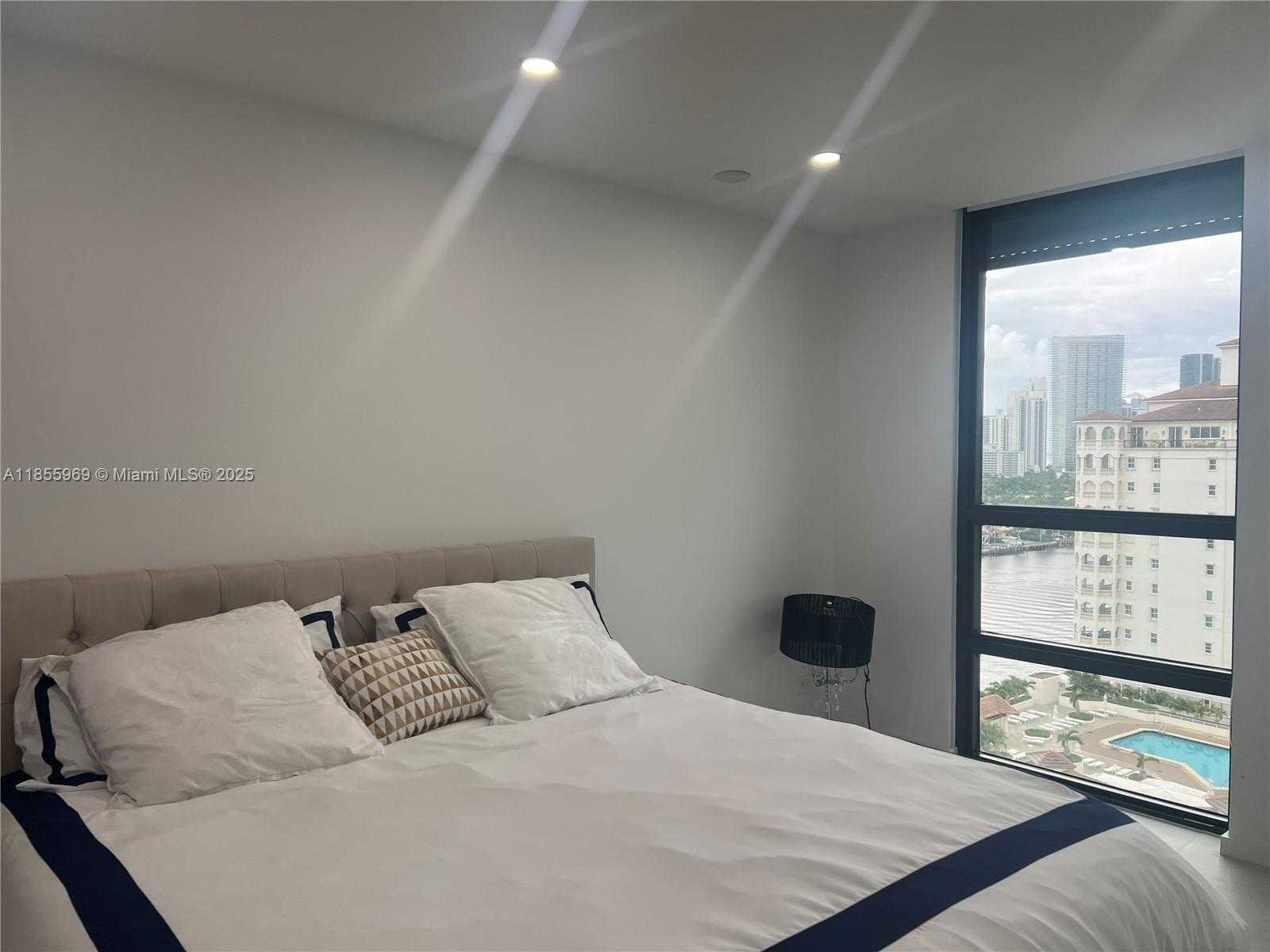 Small Image of 20191 EAST COUNTRY CLUB DR #1510, Aventura Number 22