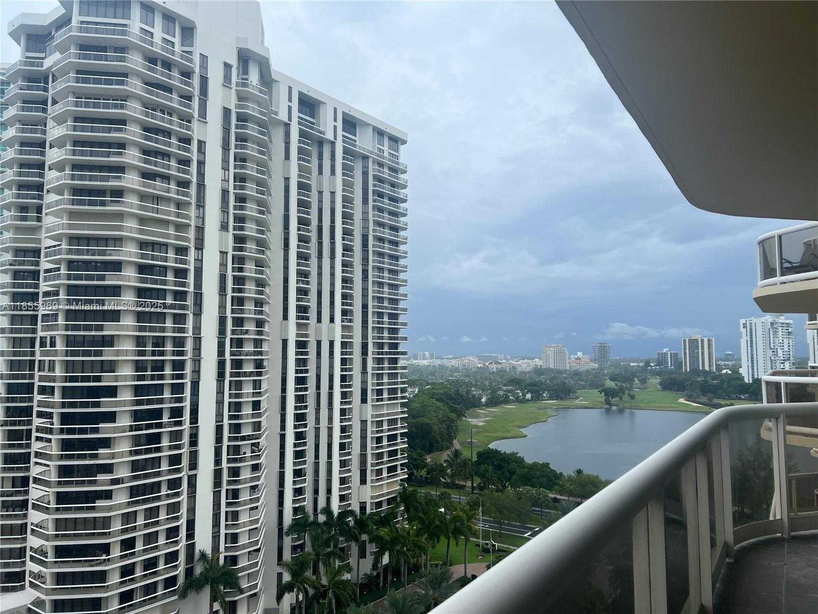 Small Image of 20191 EAST COUNTRY CLUB DR #1510, Aventura Number 3