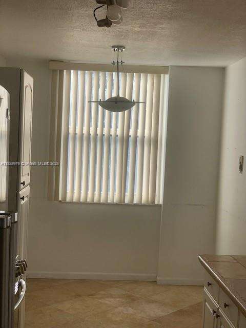 Small Image of 4200 HILLCREST DR #800, Hollywood Number 16