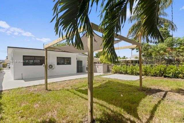 Small Image of 3125 NORTH WEST 21ST CT #02, Miami Number 15