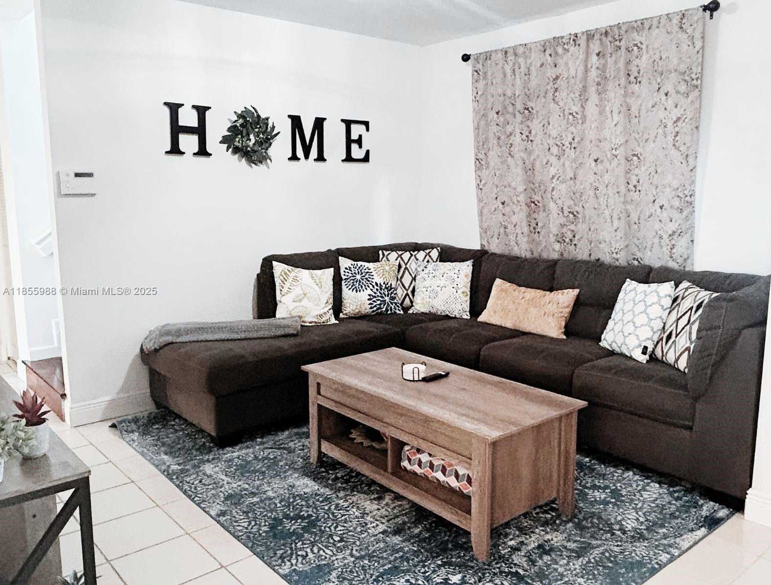 Small Image of 14141 SOUTH WEST 156TH TER, Miami Number 6