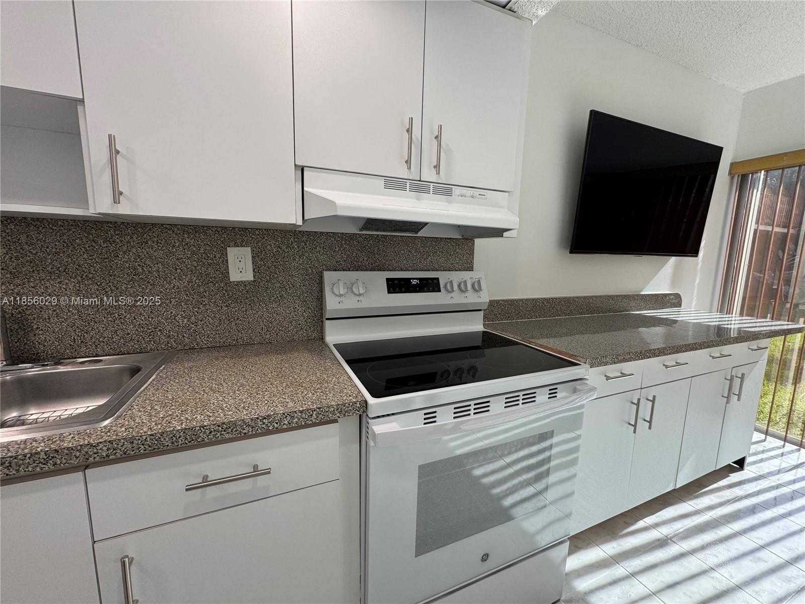 Small Image of 9390 WEST FLAGLER ST #109A, Miami Number 4