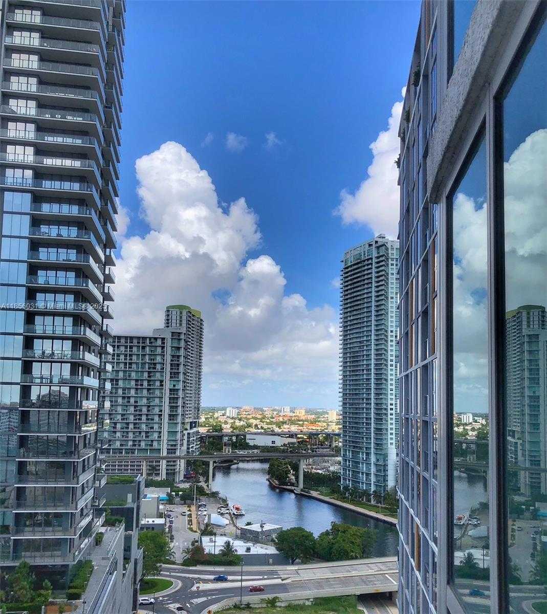 Small Image of 55 SOUTH EAST 6TH ST #1902, Miami Number 3