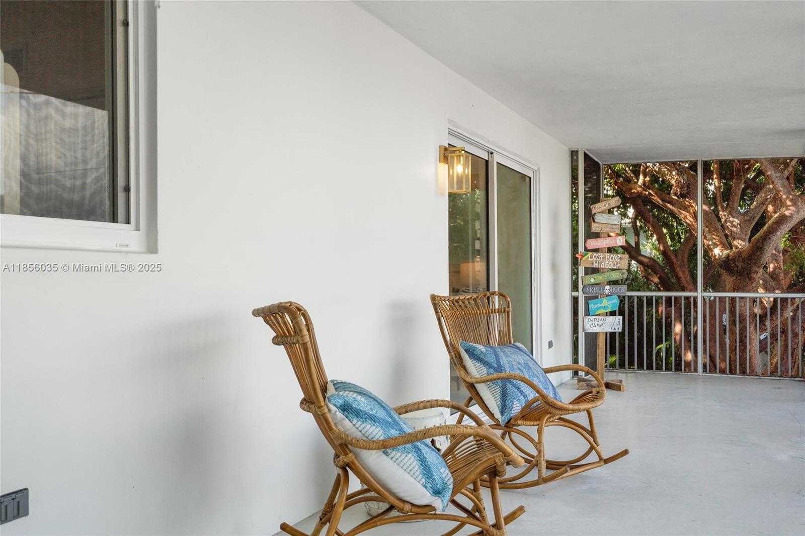 Small Image of 242 BOUGAINVILLEA ST #1, Tavernier Number 27