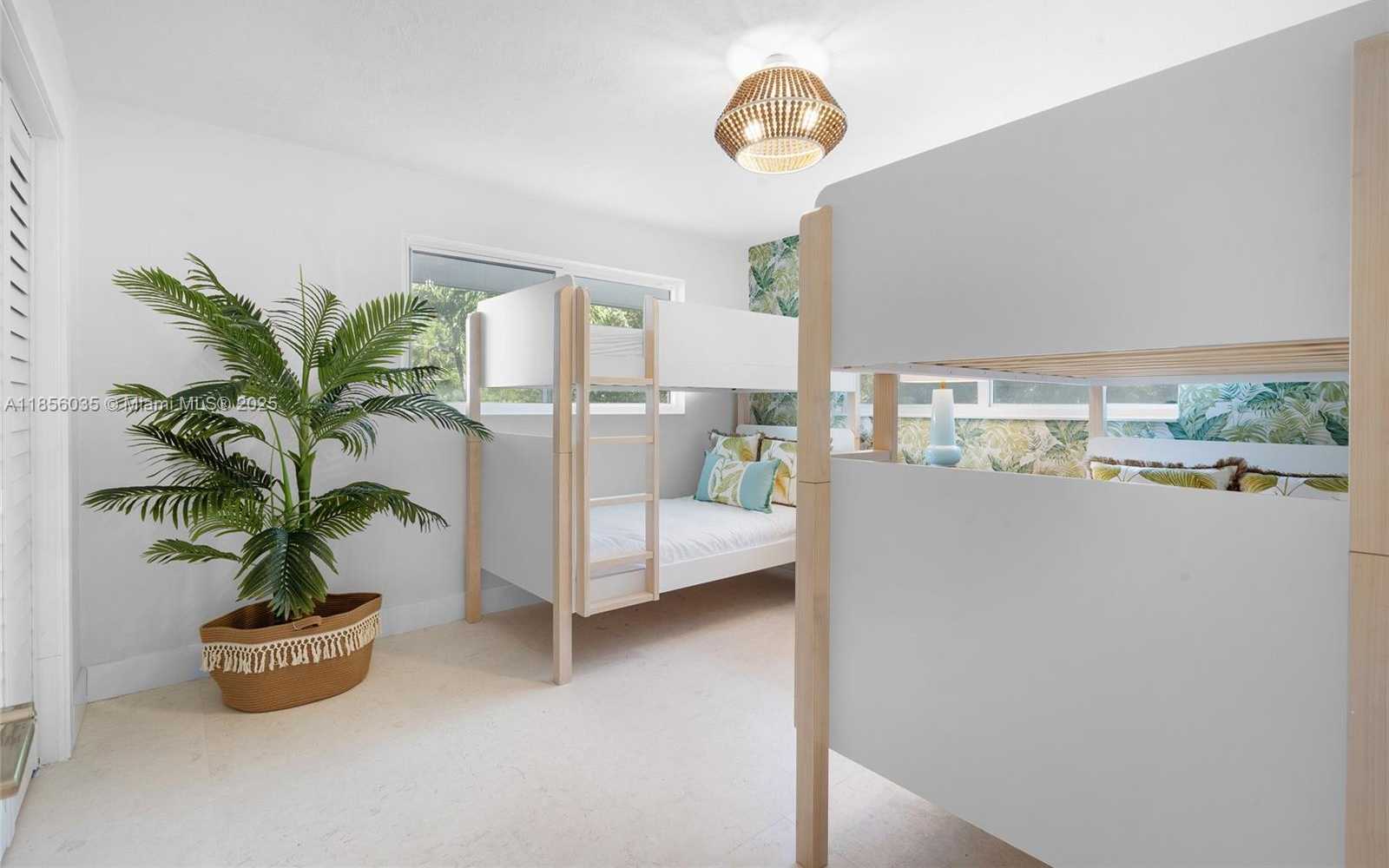 Small Image of 242 BOUGAINVILLEA ST #1, Tavernier Number 31