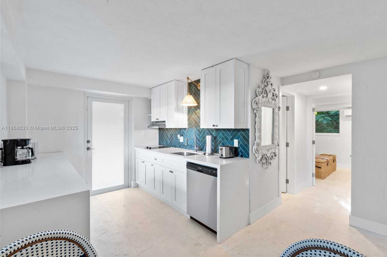 Small Image of 242 BOUGAINVILLEA ST #1, Tavernier Number 41