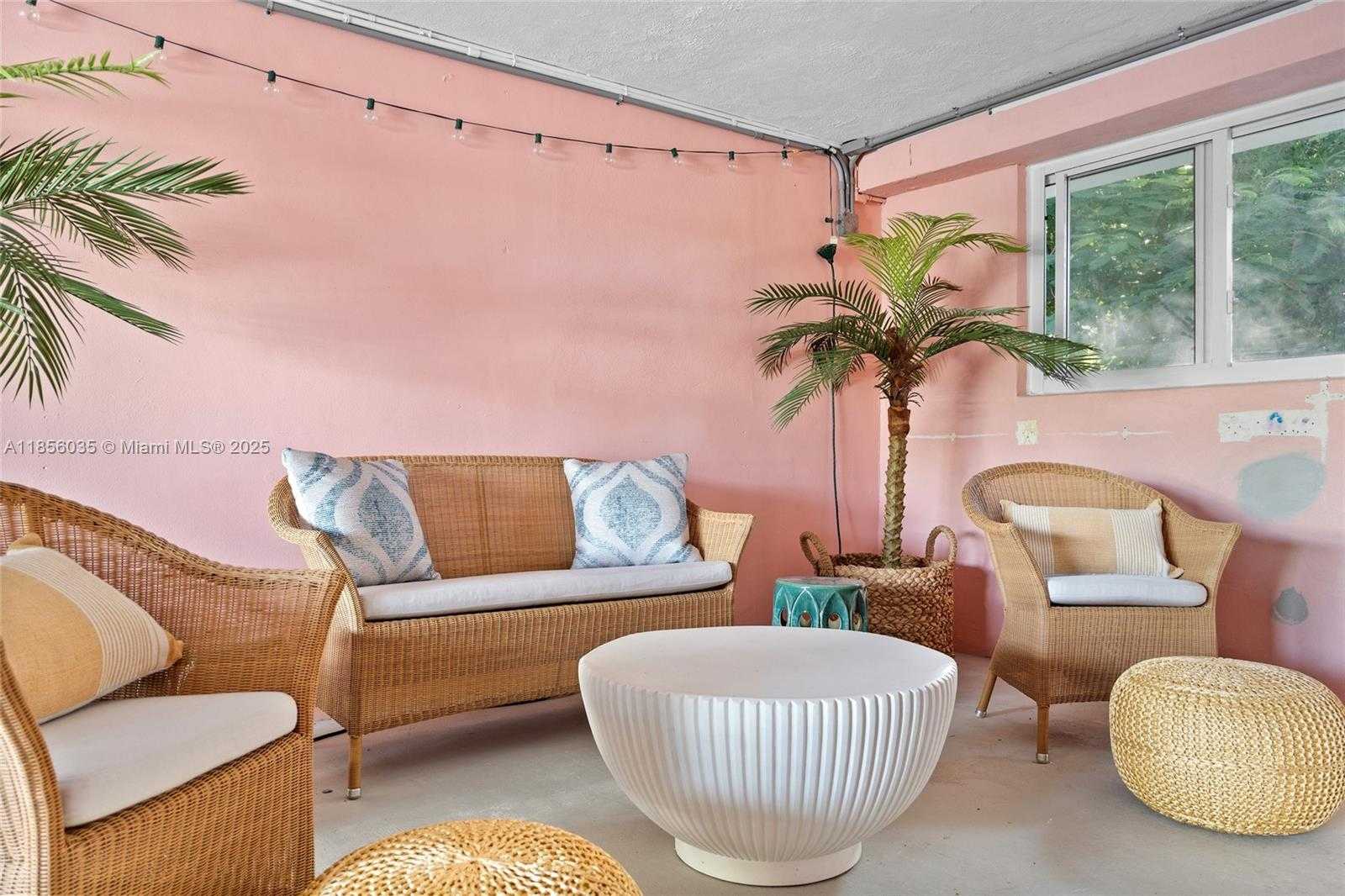 Small Image of 242 BOUGAINVILLEA ST #1, Tavernier Number 59