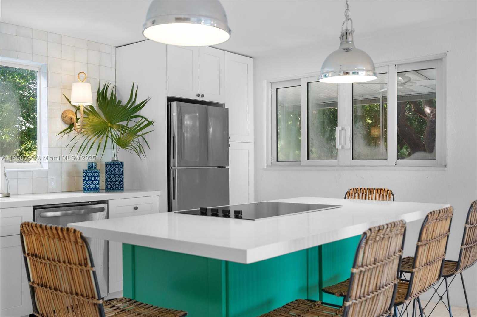 Small Image of 242 BOUGAINVILLEA ST #1, Tavernier Number 6