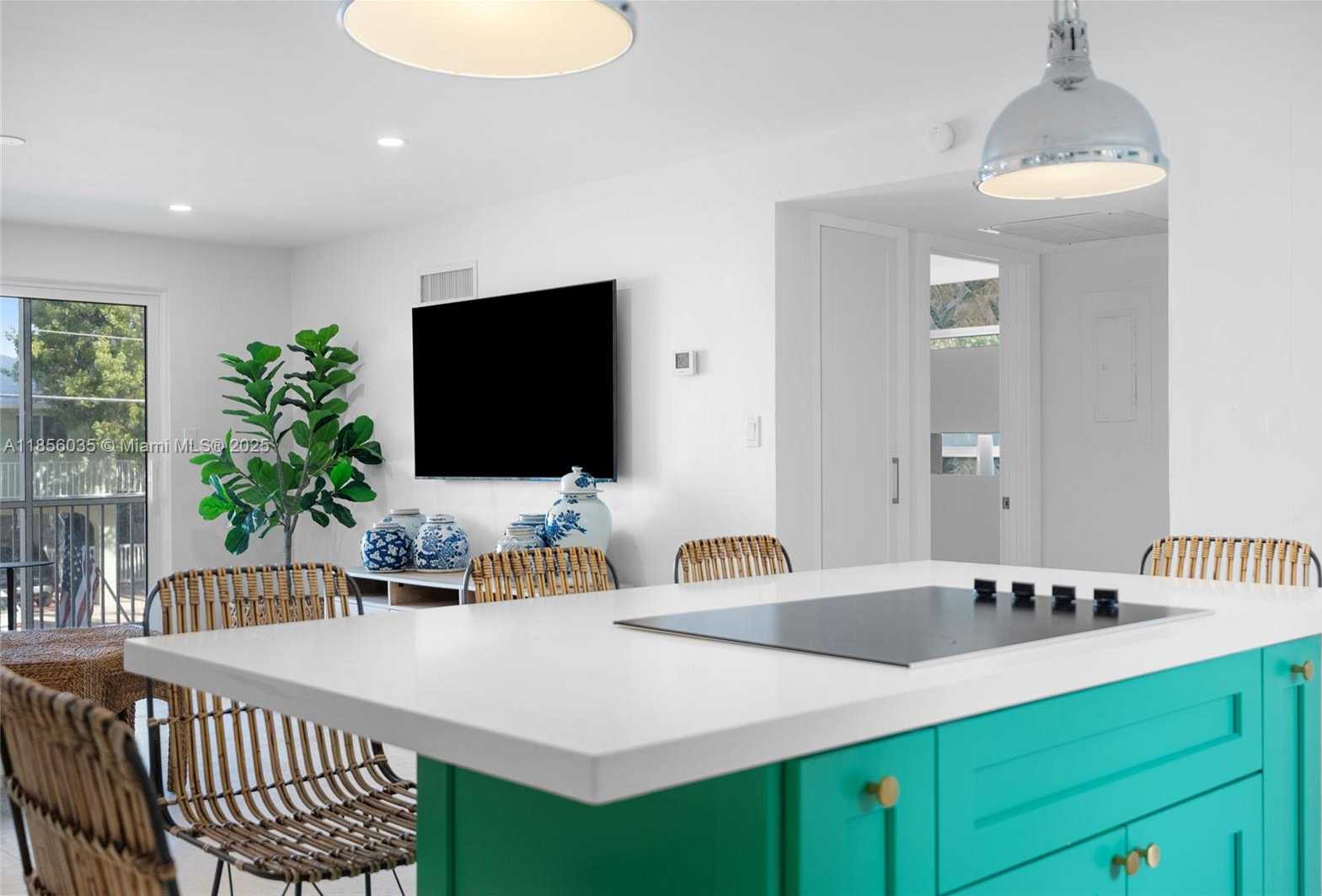 Small Image of 242 BOUGAINVILLEA ST #1, Tavernier Number 7