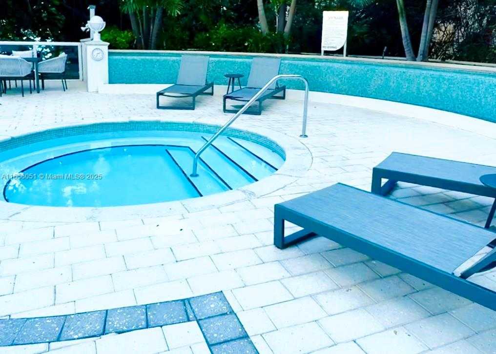 Small Image of 2127 BRICKELL AVE #1406, Miami Number 23