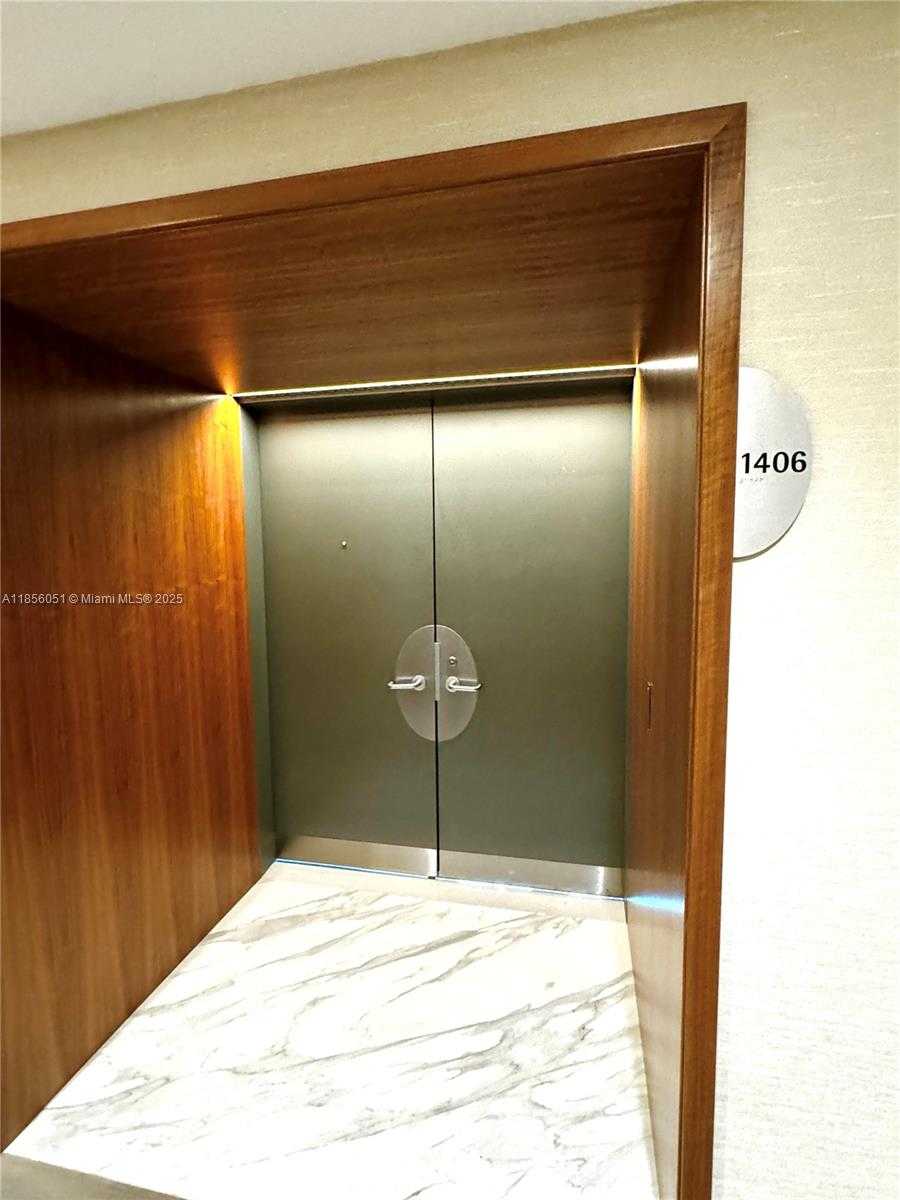 Small Image of 2127 BRICKELL AVE #1406, Miami Number 5