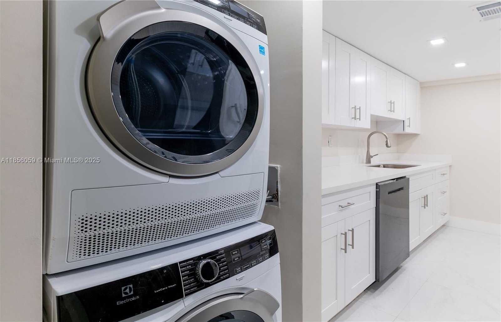 Small Image of 210 174TH ST #510, Sunny Isles Beach Number 14