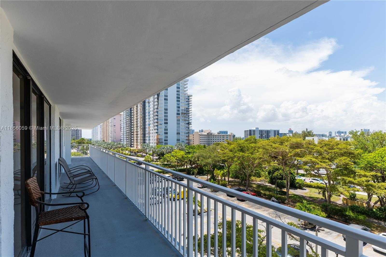 Small Image of 210 174TH ST #510, Sunny Isles Beach Number 9