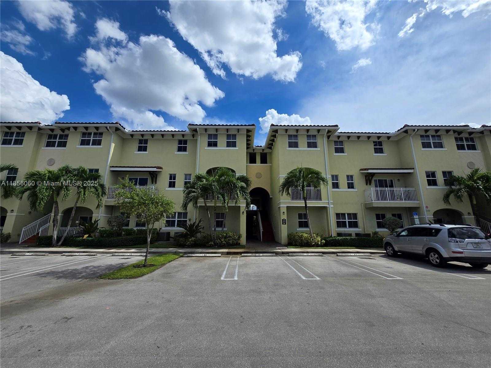 Small Image of 230 NORTH WEST 109TH AVE #108, Miami Number 2