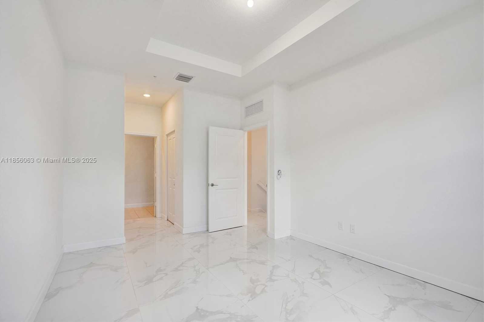 Small Image of 213 SOUTH WEST 159TH CT #213, Pembroke Pines Number 11