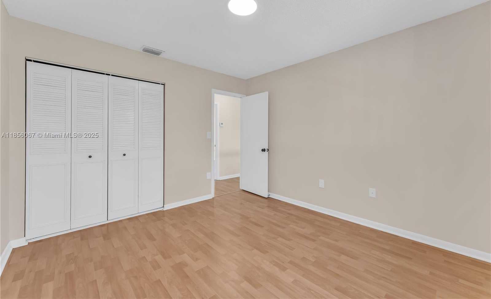 Small Image of 10073 SOUTH WEST 117TH CT, Miami Number 27