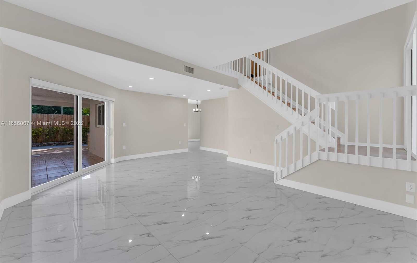 Small Image of 10073 SOUTH WEST 117TH CT, Miami Number 9