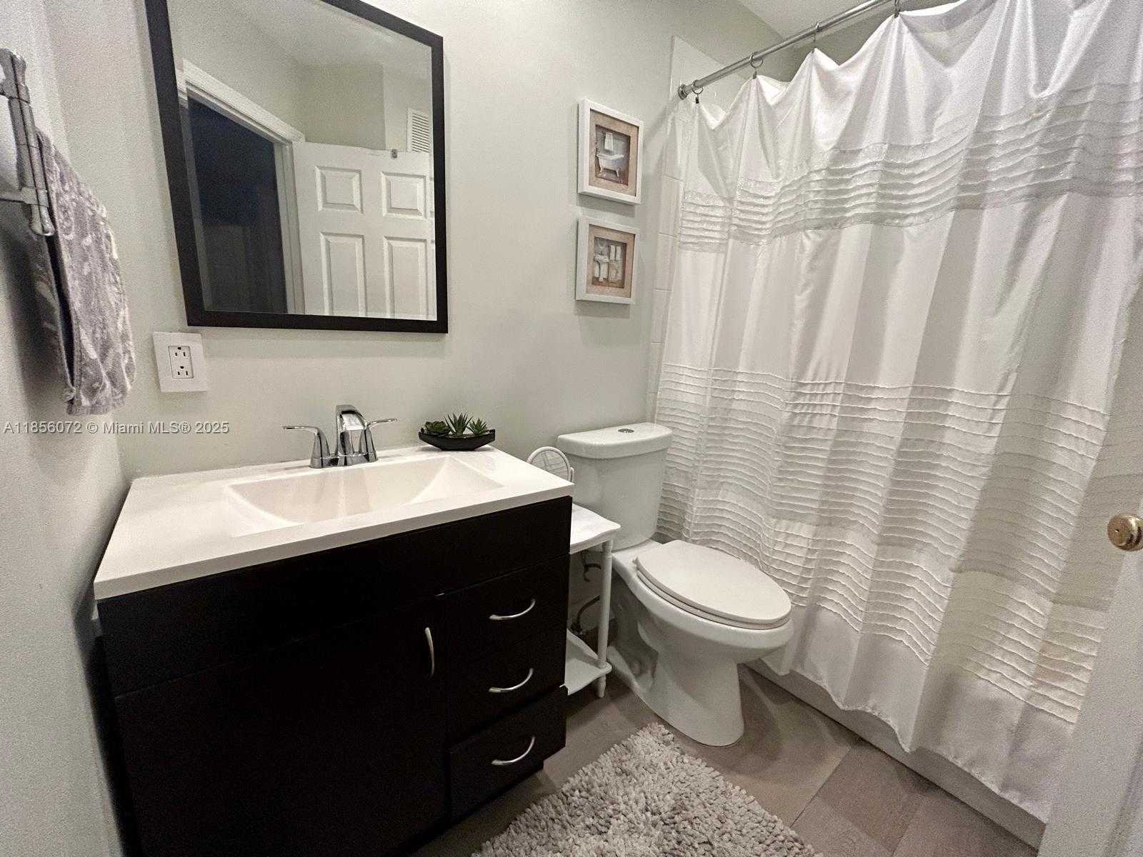 Small Image of 5761 NORTH WEST 115TH CT #109, Doral Number 13