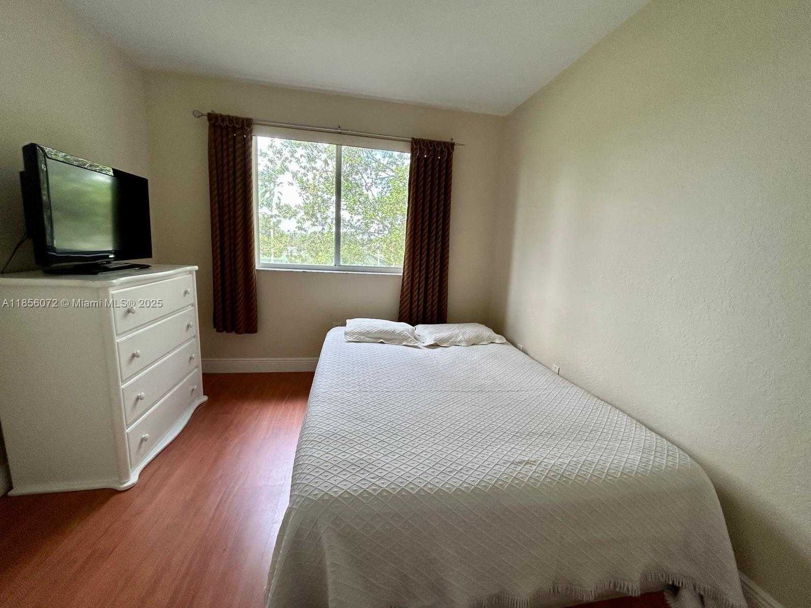 Small Image of 5761 NORTH WEST 115TH CT #109, Doral Number 14