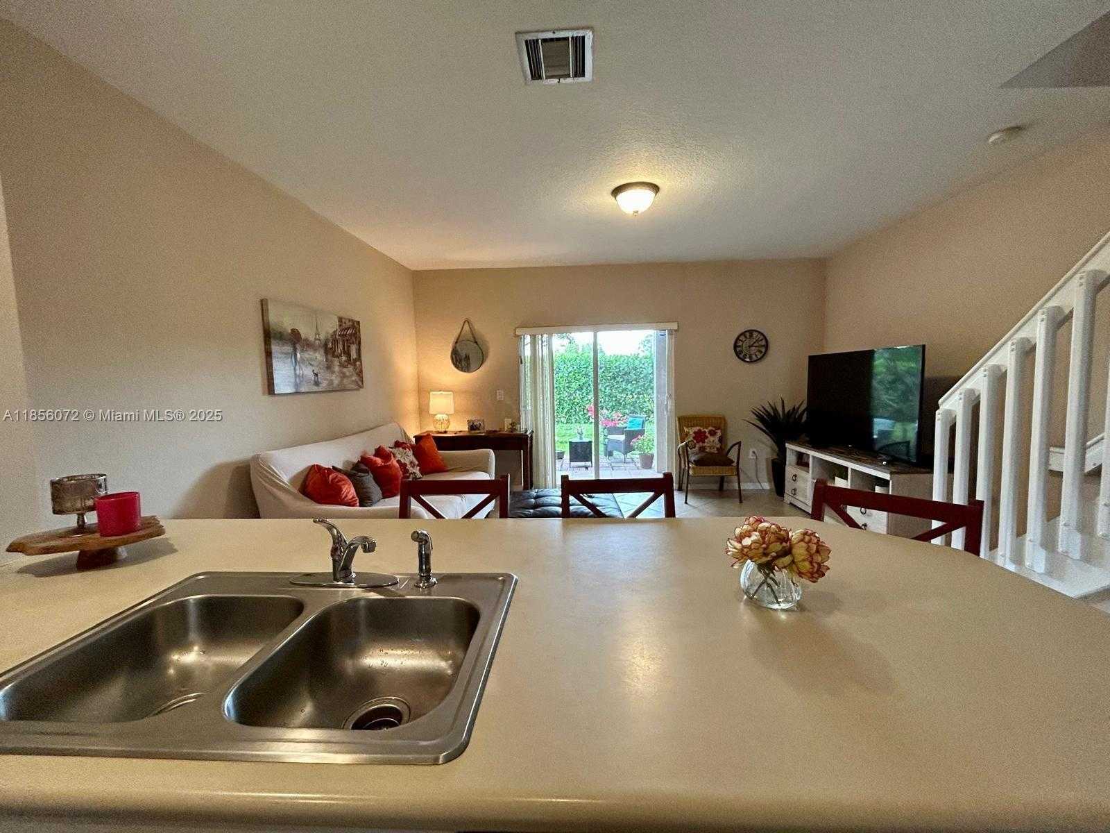 Small Image of 5761 NORTH WEST 115TH CT #109, Doral Number 6