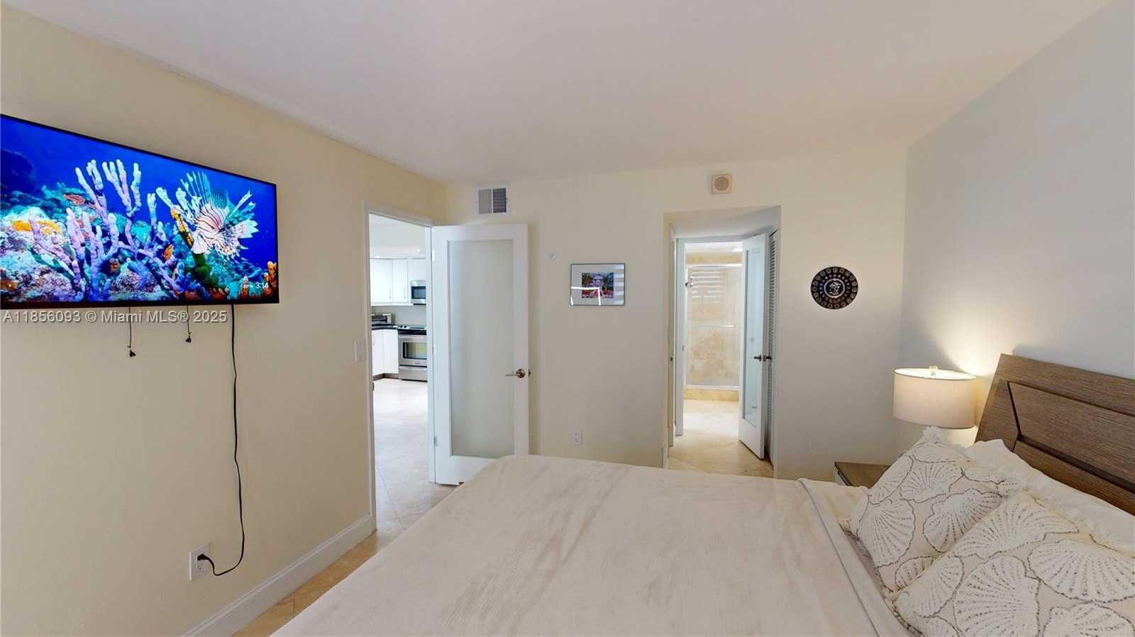 Small Image of 345 OCEAN DR #224, Miami Beach Number 10