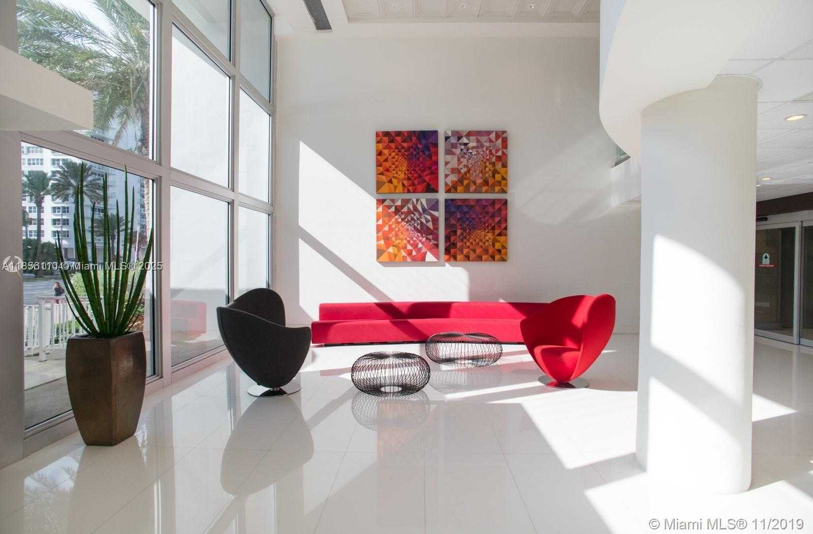 Small Image of 5701 COLLINS AVE #708, Miami Beach Number 15