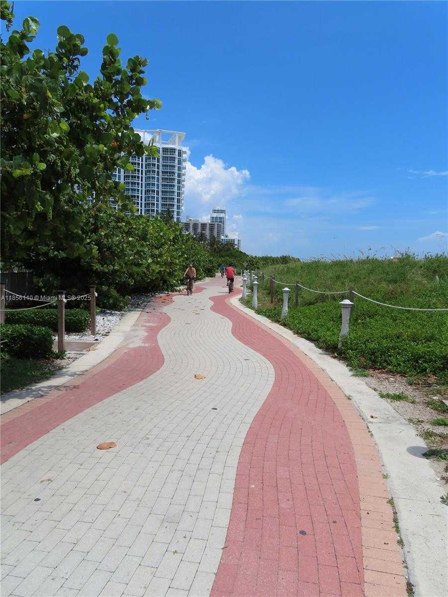 Small Image of 5701 COLLINS AVE #708, Miami Beach Number 29
