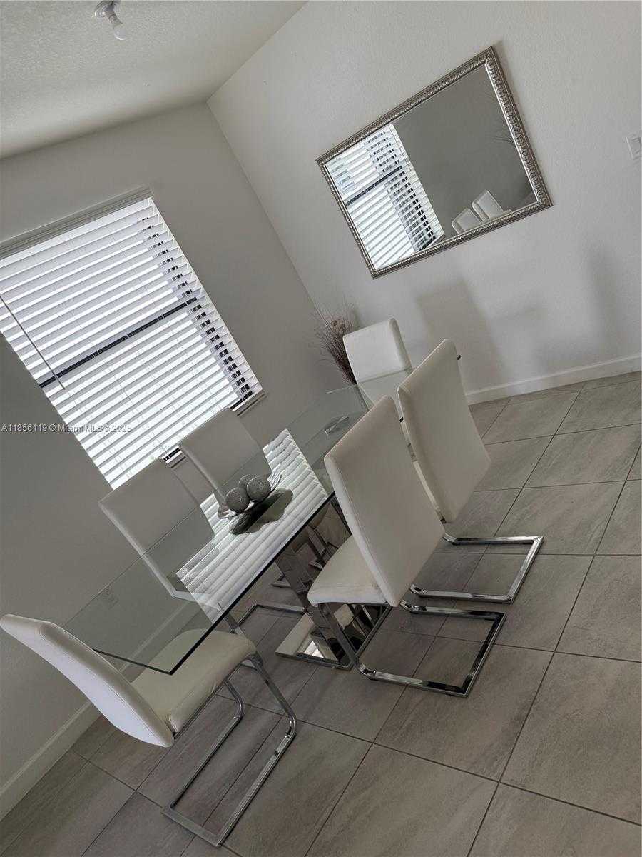 Small Image of 3523 WEST 105TH PL #3523, Hialeah Number 10