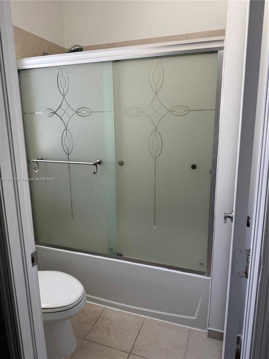 Small Image of 3523 WEST 105TH PL #3523, Hialeah Number 12