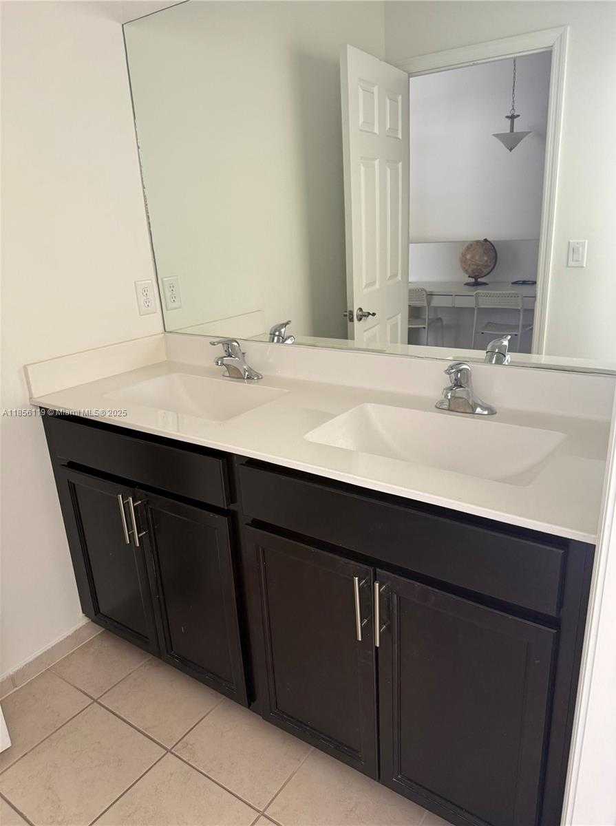 Small Image of 3523 WEST 105TH PL #3523, Hialeah Number 14