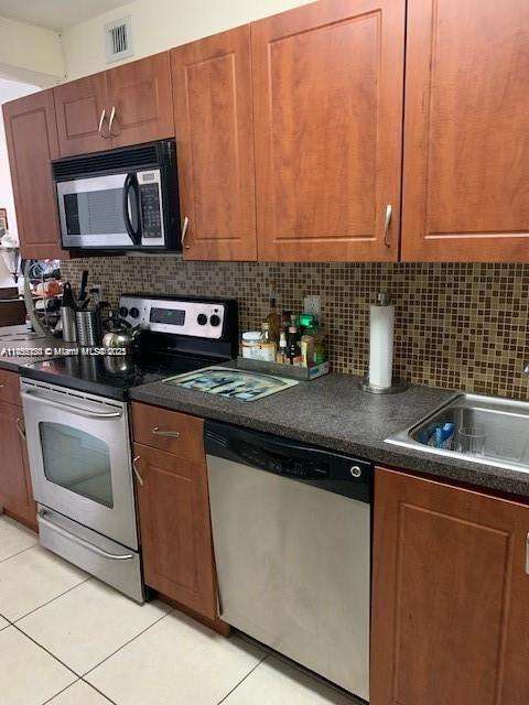 Small Image of 401 69TH ST #808, Miami Beach Number 3