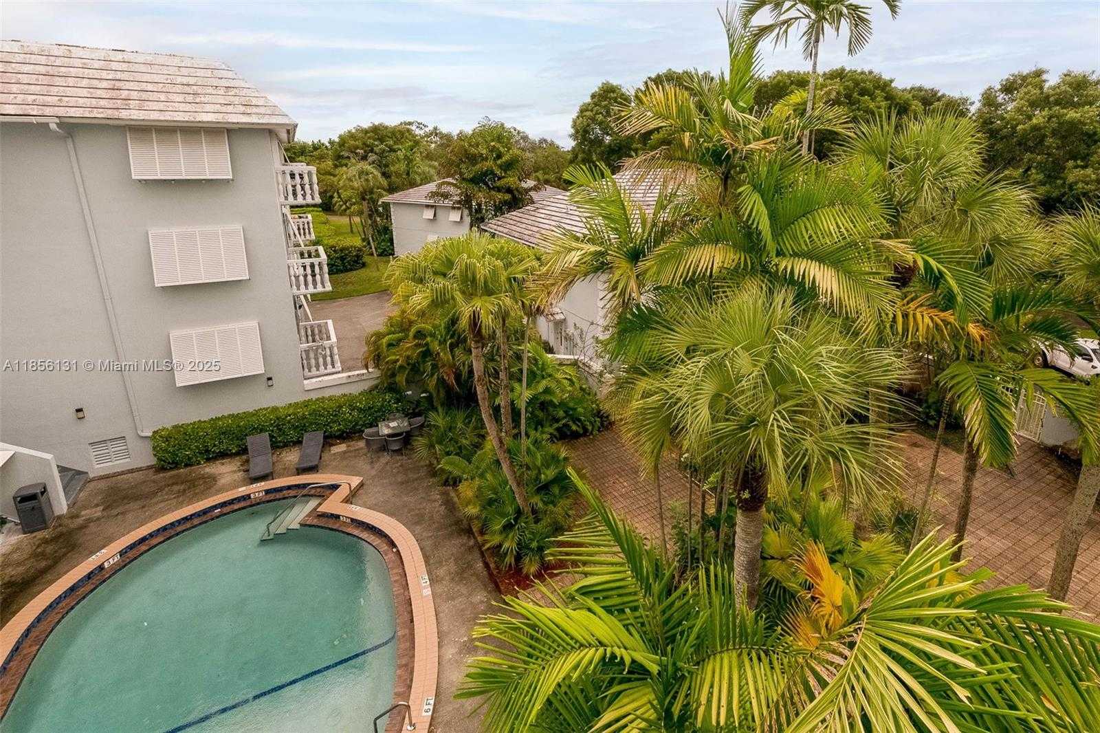 Small Image of 1150 MADRUGA AVE #C304, Coral Gables Number 12