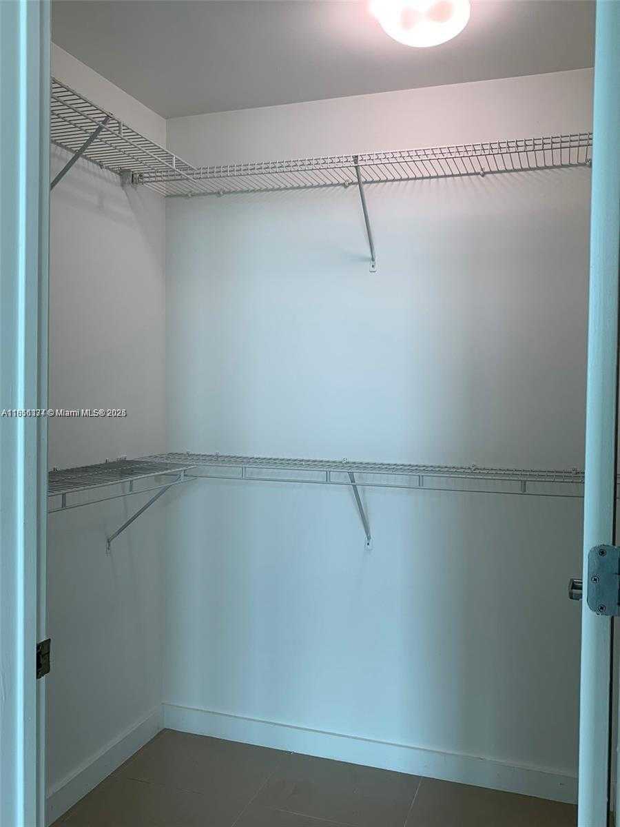 Small Image of 3301 NORTH EAST 1ST AVE #H2908, Miami Number 9