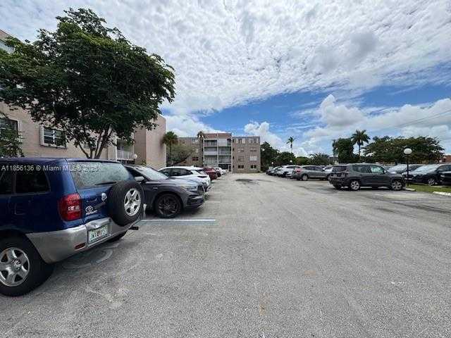 Small Image of 8501 NORTH WEST 8TH ST #307, Miami Number 27