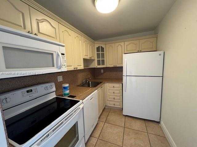 Small Image of 8501 NORTH WEST 8TH ST #307, Miami Number 3