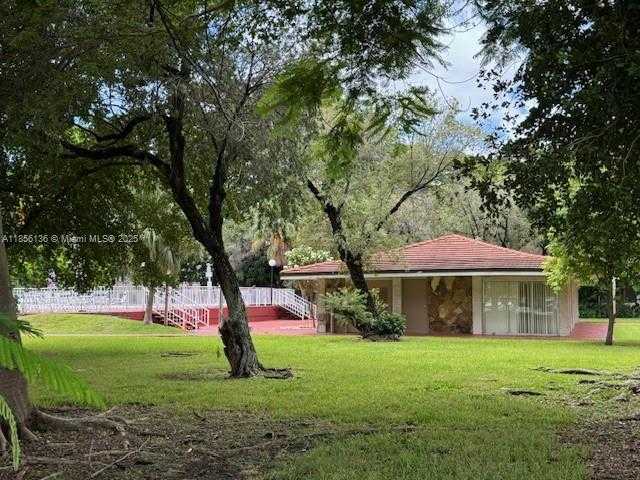 Small Image of 8501 NORTH WEST 8TH ST #307, Miami Number 30