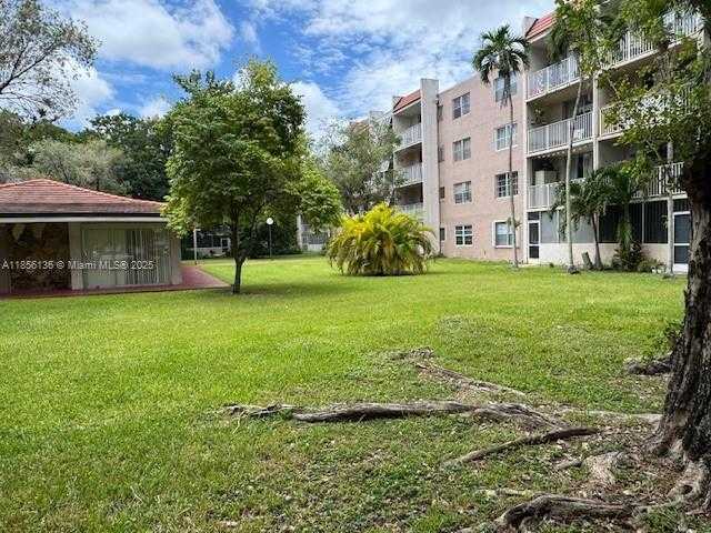 Small Image of 8501 NORTH WEST 8TH ST #307, Miami Number 32