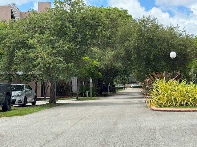 Small Image of 8501 NORTH WEST 8TH ST #307, Miami Number 7