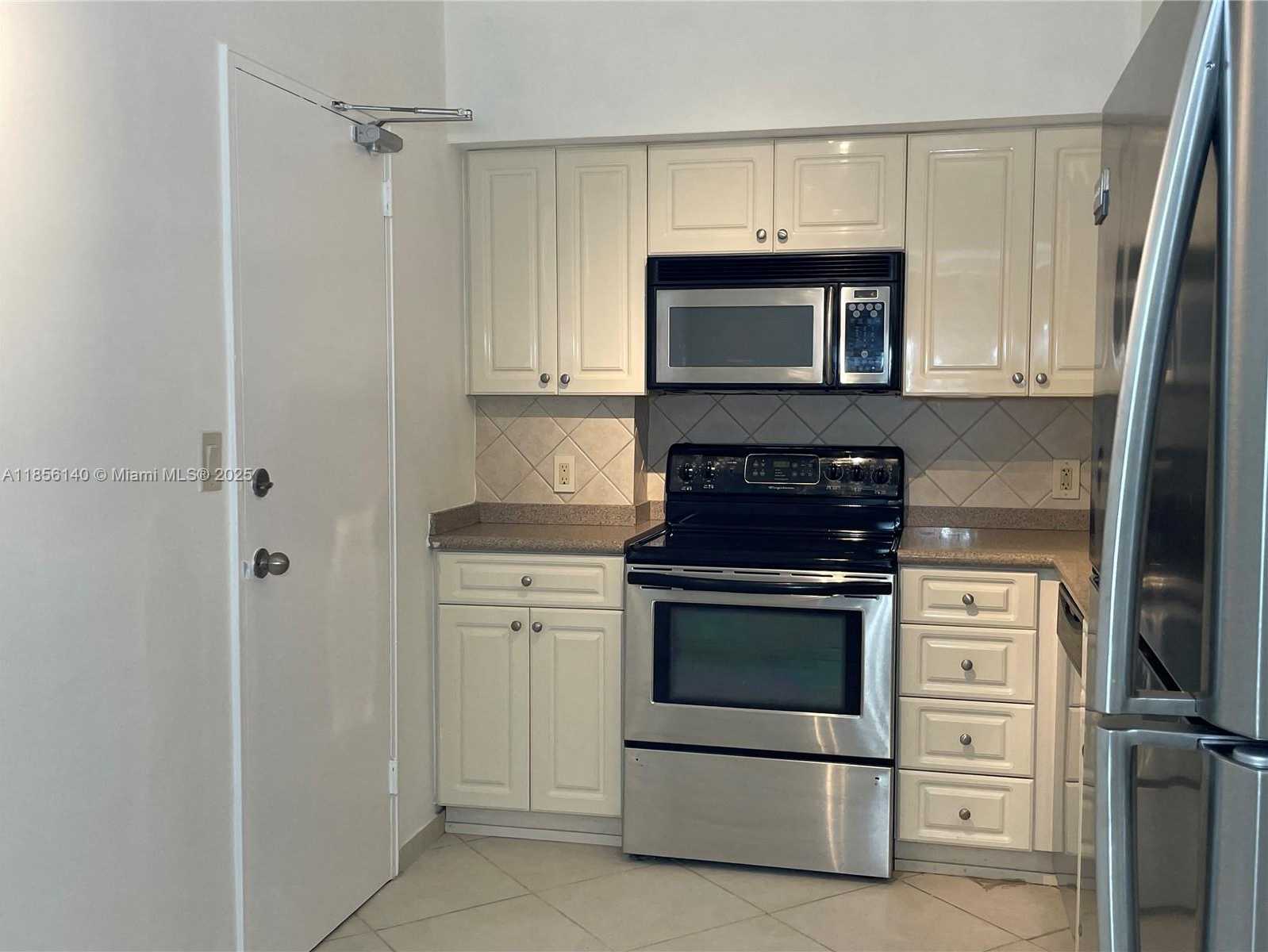 Small Image of 10185 COLLINS AVE #318, Bal Harbour Number 5