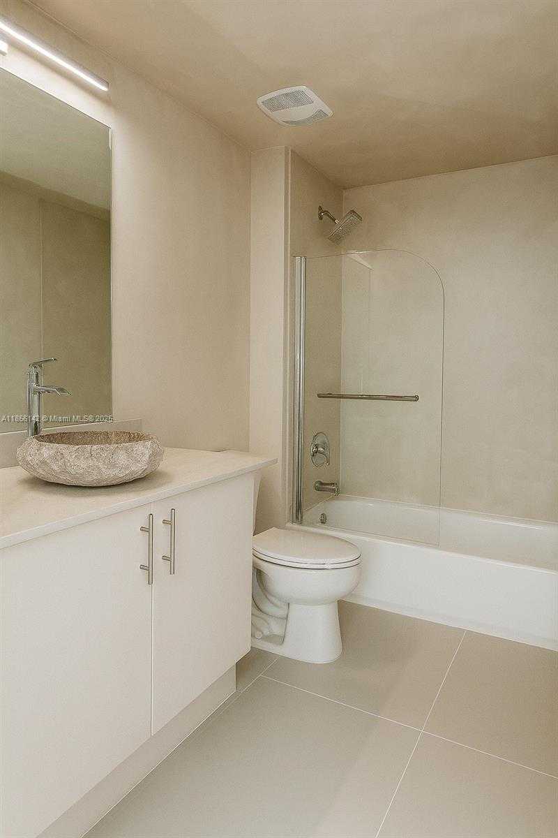 Small Image of 1861 NORTH WEST S RIVER DR #1505, Miami Number 12