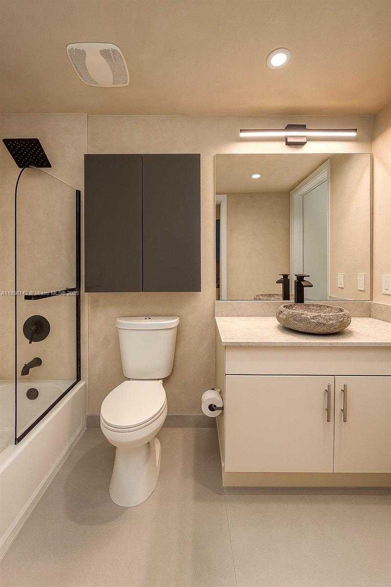 Small Image of 1861 NORTH WEST S RIVER DR #1505, Miami Number 9