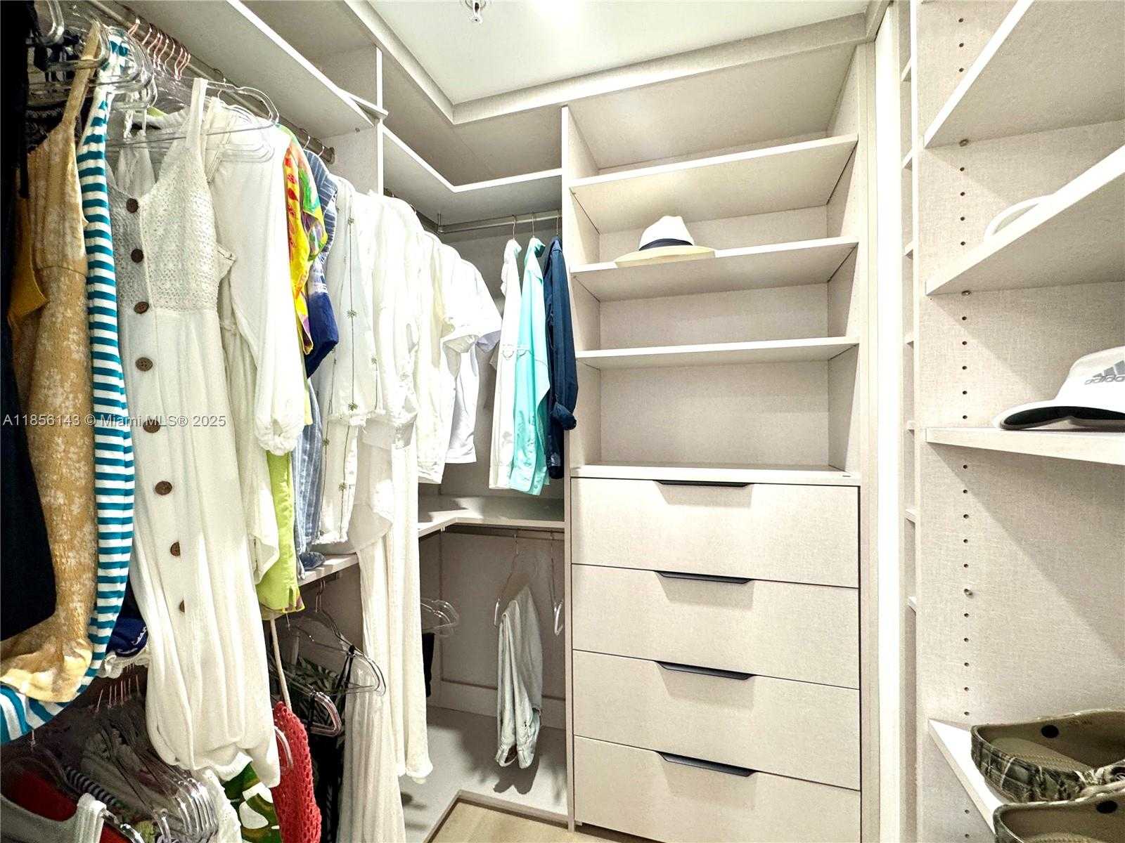 Small Image of 3001 SOUTH OCEAN DR #1411, Hollywood Number 16