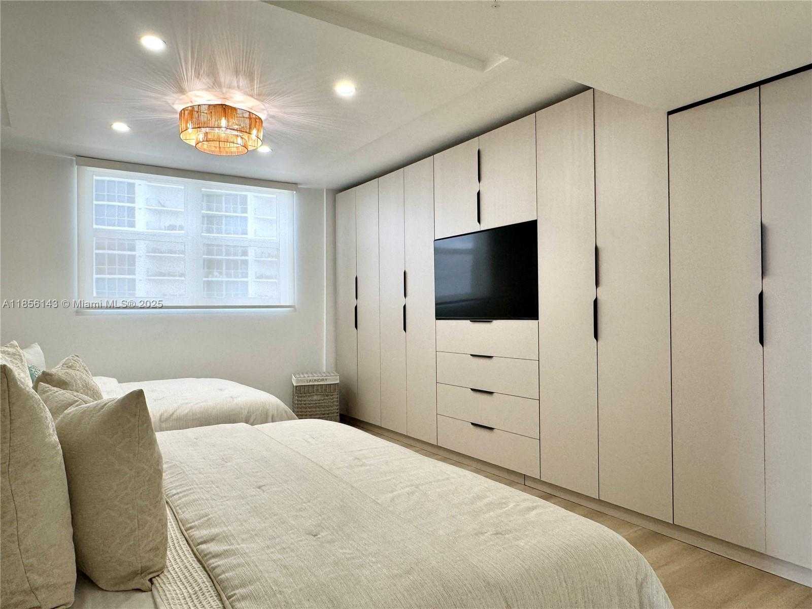 Small Image of 3001 SOUTH OCEAN DR #1411, Hollywood Number 22
